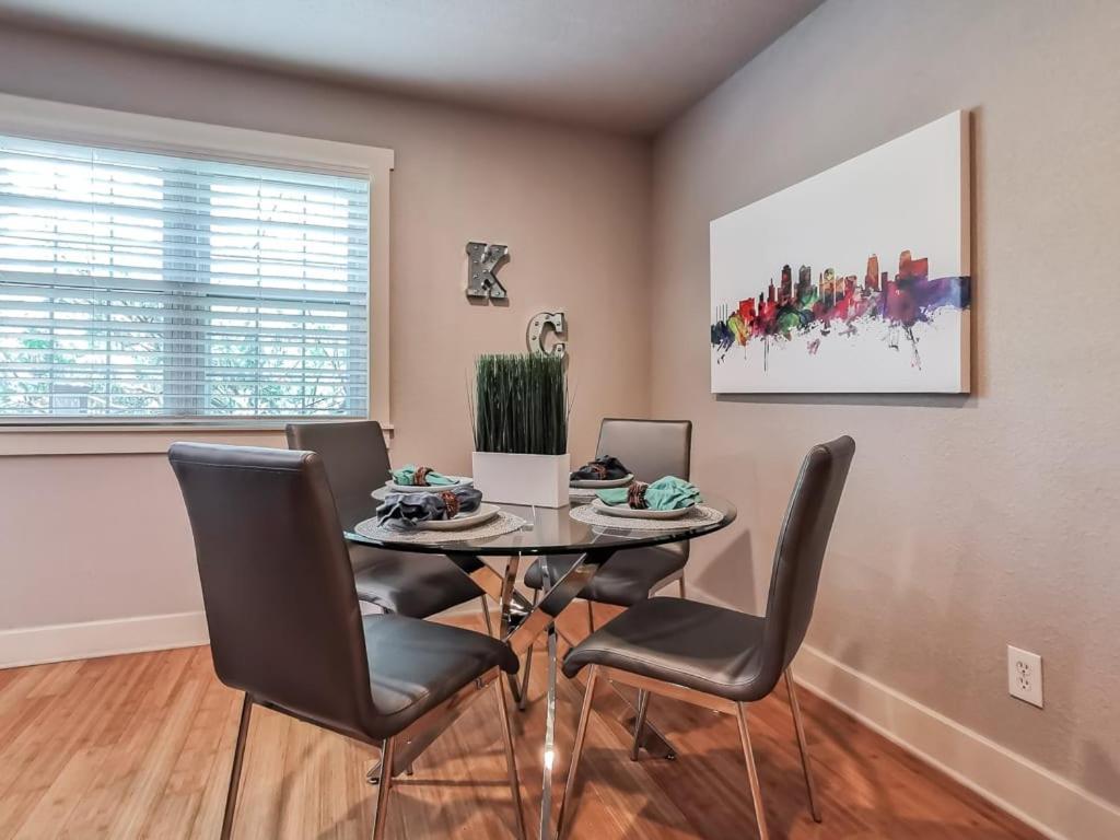 Вилла Plaza 2 King Br 2 Full Bth Канзас-Сити Экстерьер фото